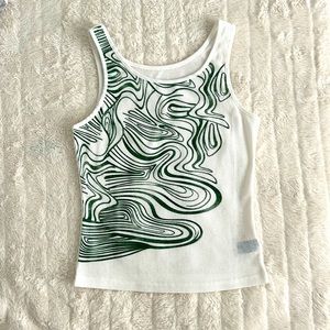 Is from SHEIN is SMALL and cute